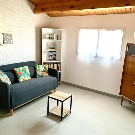Maison De La Metairie בית נופש